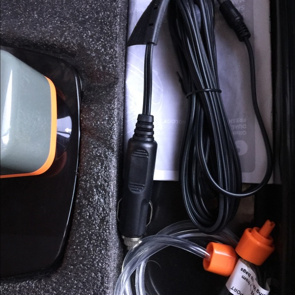 Oliso Complete w/Bags Sealer - Picture 4 of 7